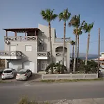 Zoe\'S Place - 1 Bd Beachfront Apartment