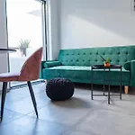 Cozy & Chic - 1 Bd Home In Kos