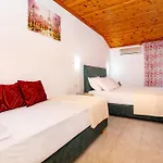 Kalogeraki Studios