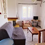 Elaia Country Living