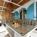 Luxury Apartments La Villa (Adults Only)