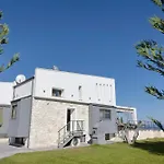 Villa Mare - Private Pool, 4 Bdrms, Sea View, Bbq