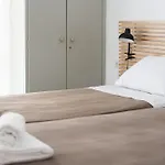 Platon Central Apartment