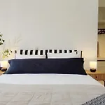 Selo Apartments Mani