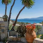 Rafaela\'S Sea View House