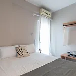 Blue Hug Apartments