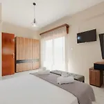 Panoramic Seascape Retreat