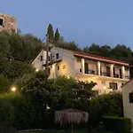 Villa Perris Apartments
