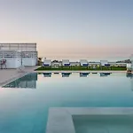 Villa Valentina, Roumeli
