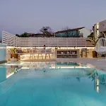Villa Valentina, Roumeli