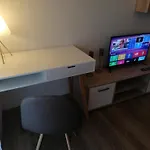 Central Apartament On Clock Square D2