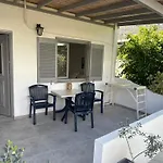 Akti Rooms And Studios