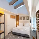 Aelia Suites