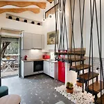Aelia Suites