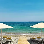 Kalamaki Beach Resort