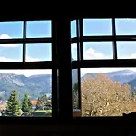 Hotel Galaxias