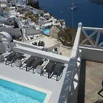 Nomikos Villas