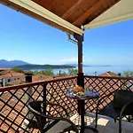 Ikosimo Guesthouse