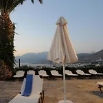 Hersonissos Village Hotel & Bungalows