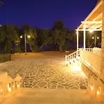 Paros Inn