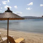 Anna Platanou Hotel