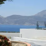 Parasporos Village