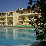 Damia Hotel Apts