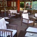 Damia Hotel Apts