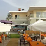 Litinakis Studios Sea View & Litinakis Studios Garden View 700 Meters Away