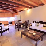 Cozy Residences In The Center Of Volissos Village - Lydia Lithos-