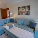 Elena\'S Apartment 4