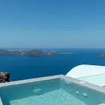 Kaleidoscope Imerovigli Suites