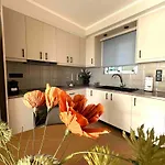 Cosy Apartment With Great Views