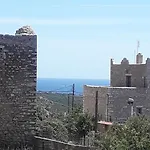 Πέτρινο Σπίτι-Stone House