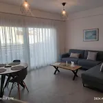 Molineux Luxury Nikiti