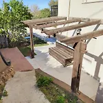 Manos Apartments