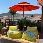 Nireon Apartment