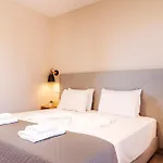Melador Beachfront Apartments