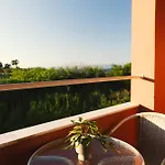 Melador Beachfront Apartments