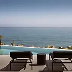 Opsis Villas, A Waterfront & Architectural Retreat