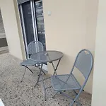 Lucky 6 Apartment
