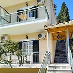 Brounos Apartments