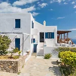 Villa Agios Sostis