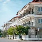 Dionisos Apartments