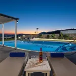 Tony\'S Place Pefkos