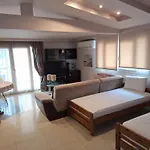Revisapartments Brown