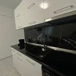Uka Apartment
