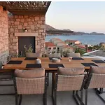 Jn Villa