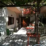 Alexander Beach Hotel