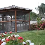 Argo Rooms & Studios
